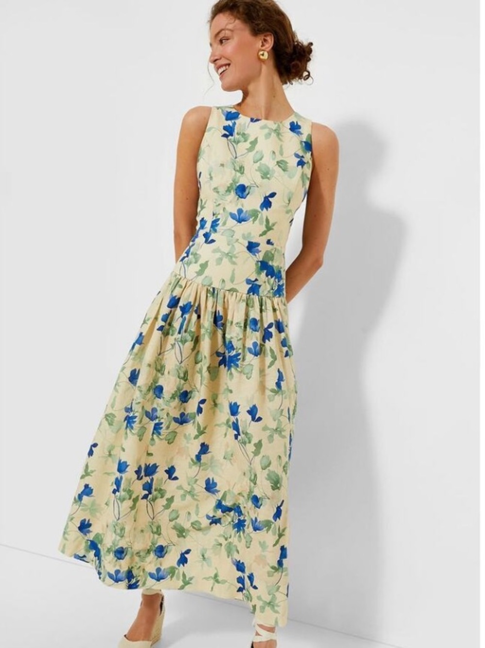 Tuckernuck Sleeveless Blue Floral Midi Dress in Cream
